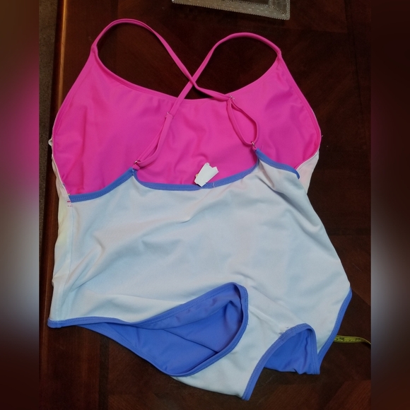XXL 1 pc backless bathing suit - Picture 3 of 11